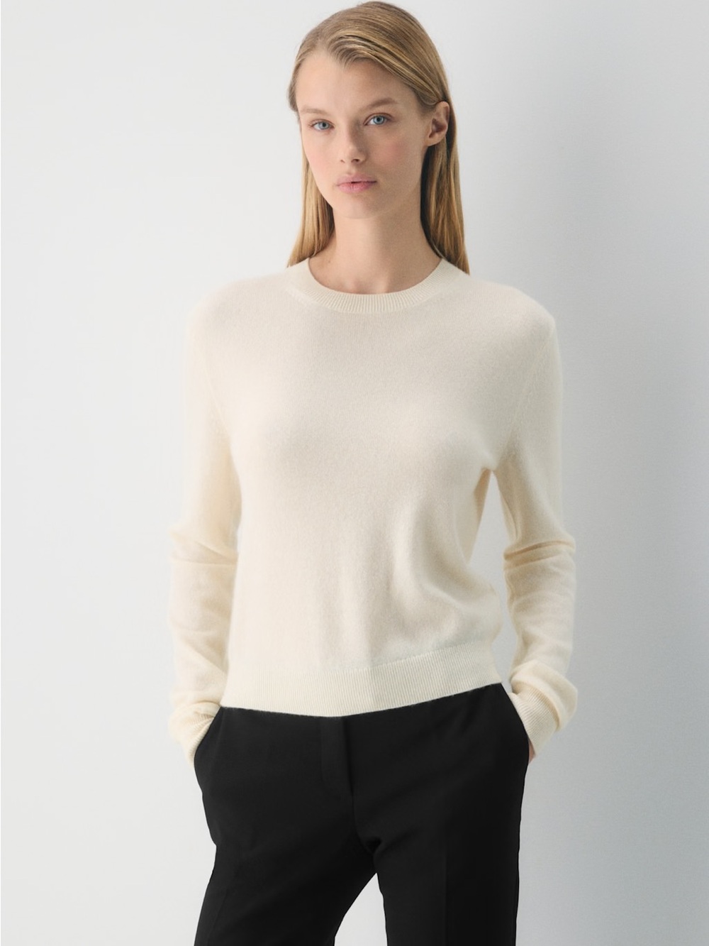 NWT - Aritzia Bare Cashmere Bloor Sweater - Whisper White - Size Medium